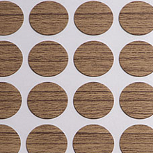 Заглушка самоклеящаяся d=17, ясень шимо темный