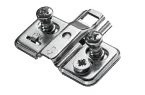 S-Type TITUS Монтажная планка петли F0мм с винтами 6,3*13мм 3D S-Type TITUS Монтажная планка петли F0мм с винтами 6,3*13мм 3D